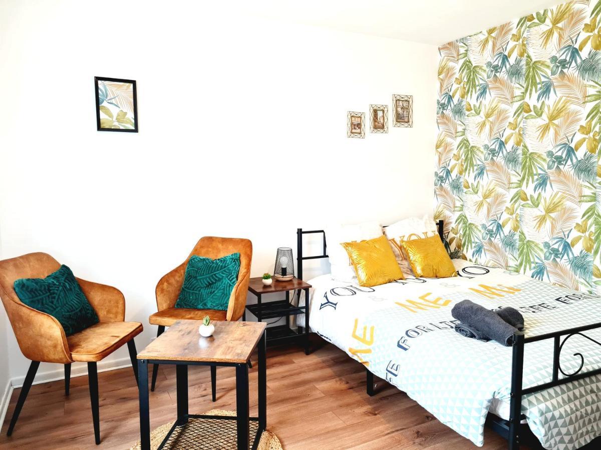 Le Petit Charmeur, Parking, Wifi, Gare Apartment Flers  Exterior photo